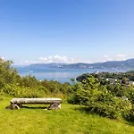 Large Luxurious With Private Terrace And Parking Appartement