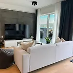 Appartement Large Luxurious With Private Terrace And Parking