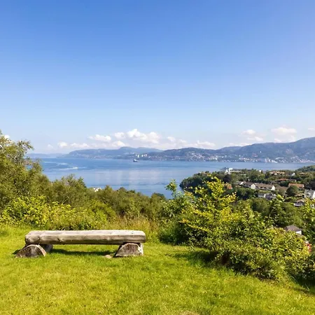 Large Luxurious With Private Terrace And Parking Apartmán