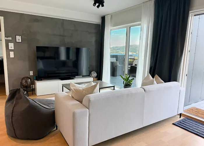 Apartment Large Luxurious With Private Terrace And Parking